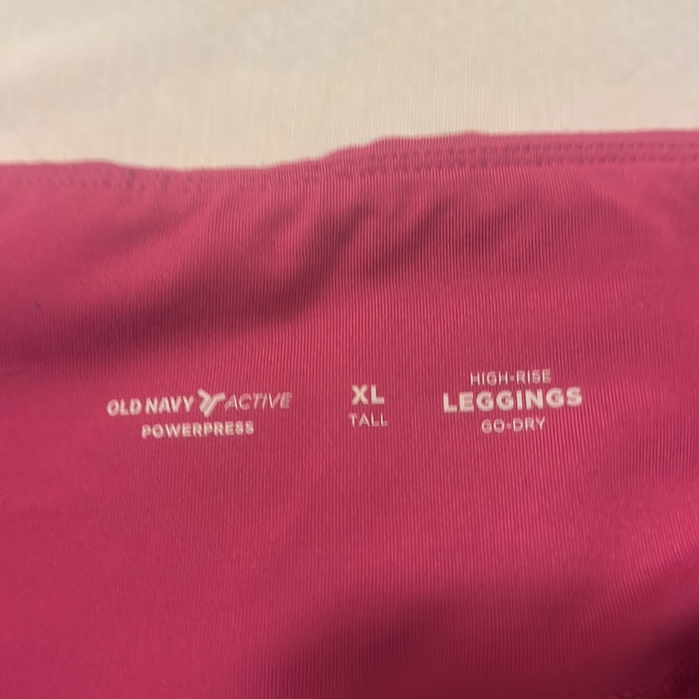 Old Navy Fuchsia Leggings - Picture 2 of 3